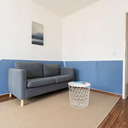 Fullhouse - Halle - S13 - 3 Bedrooms Apartament *