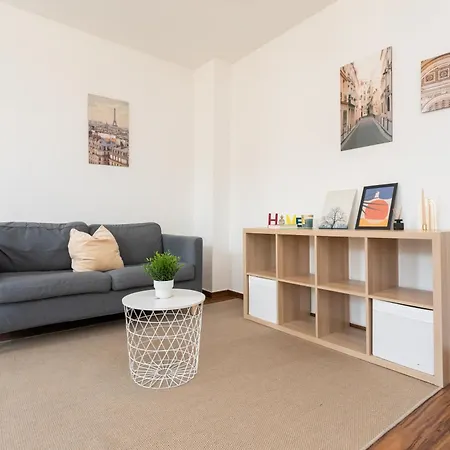 Fullhouse - Halle - S13 - 3 Bedrooms Apartament